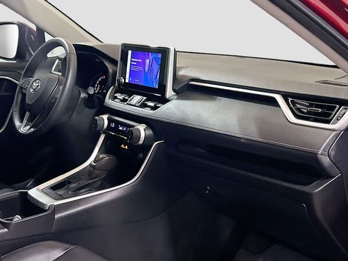 Used 2023 Toyota RAV4 XLE Premium image 26