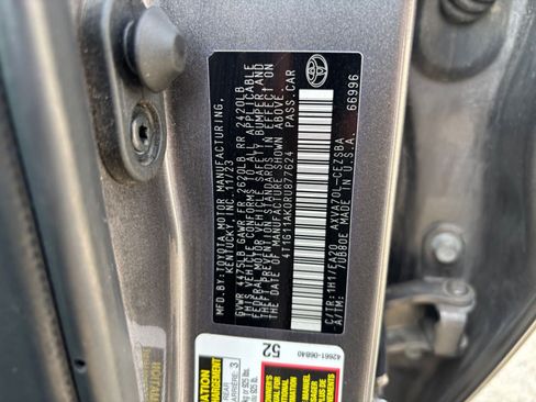 Used 2024 Toyota Camry SE FWD image 28