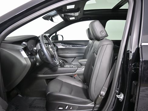 Used 2024 Cadillac XT6 Premium Luxury image 22