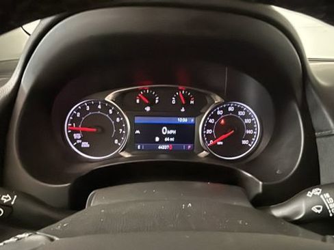 Used 2024 GMC Terrain SLT AWD/4WD image 18