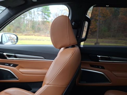 Used 2024 Kia Telluride SX Prestige X-Line image 17