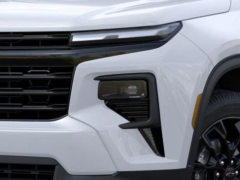 New 2026 Chevrolet Traverse LT w/ Midnight/Sport Edition FWD image 10