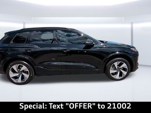 Certified 2025 Audi Q6 e-tron Premium Plus w/ Premium Plus AWD/4WD image 35