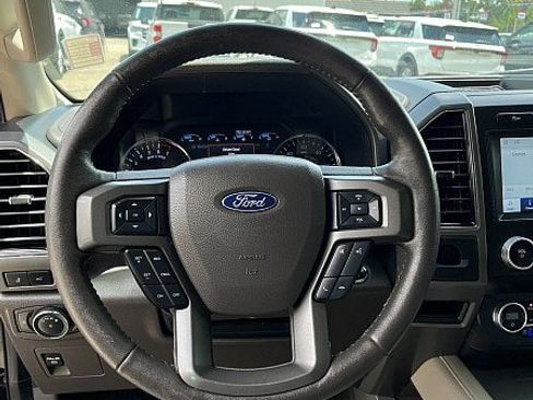 Used 2020 Ford Expedition XLT w/ Equipment Group 202A RWD image 10