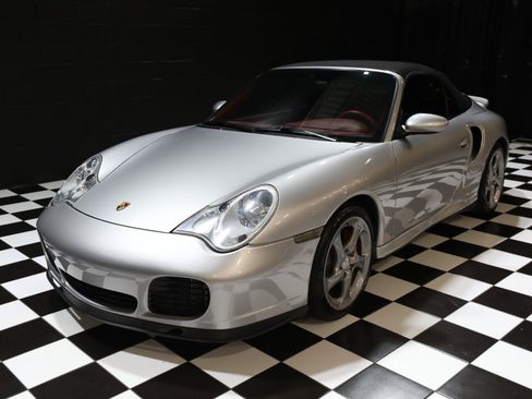 Used 2004 Porsche 911 Turbo AWD/4WD image 11