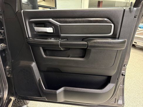 Used 2024 RAM 3500 Big Horn w/ Night Edition image 60