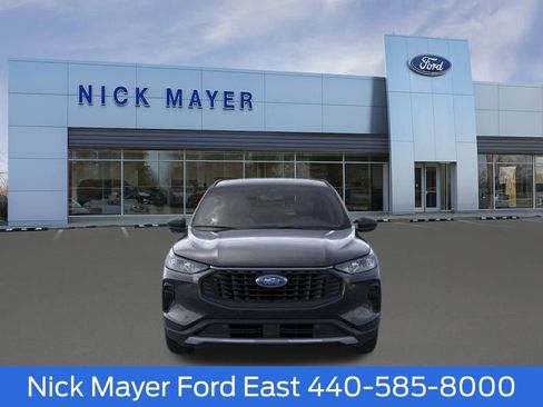 New 2025 Ford Escape Active w/ Active Premium Tech Pack image 6