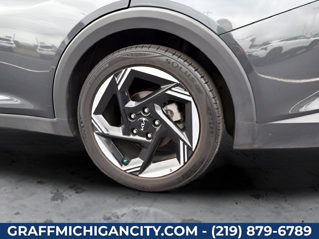 Used 2025 Kia K4 EX FWD image 27