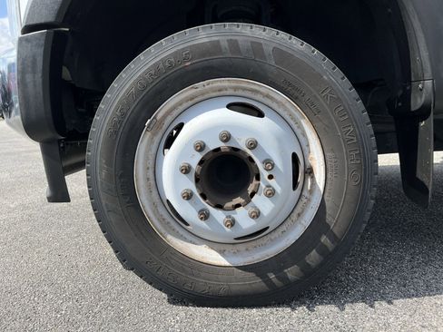 Used 2020 Ford F550 2WD Regular Cab Super Duty image 12