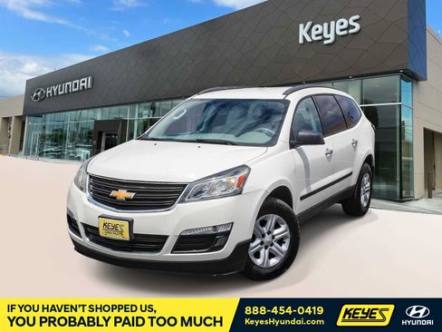 Used 2015 Chevrolet Traverse LS FWD image 1