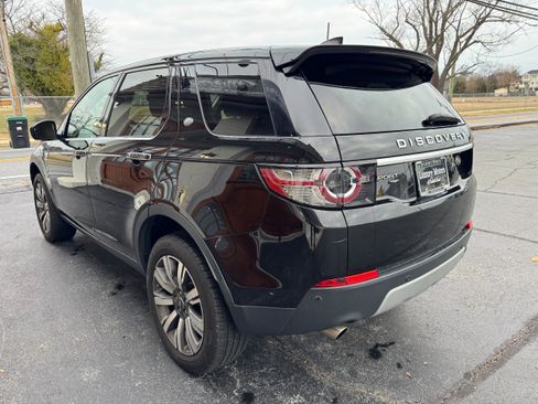 Used 2019 Land Rover Discovery Sport HSE Luxury image 4