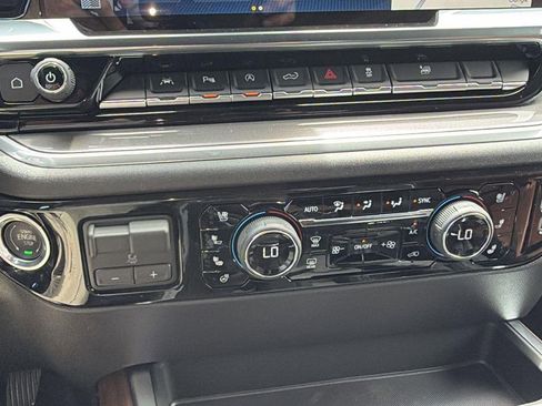 New 2026 Chevrolet Silverado 1500 High Country AWD/4WD image 26
