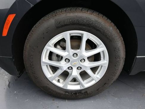 Used 2022 Chevrolet Equinox LS w/ Driver Confidence II Package FWD image 21