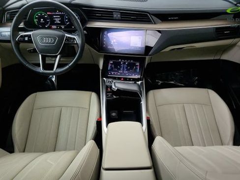 Used 2024 Audi Q8 e-tron Premium Plus w/ Premium Plus Package AWD/4WD image 53