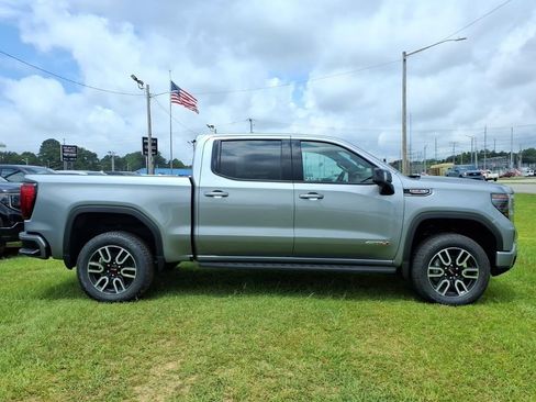 New 2026 GMC Sierra 1500 AT4 w/ AT4 Premium Package AWD/4WD image 8