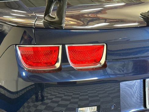 Used 2011 Chevrolet Camaro SS image 42