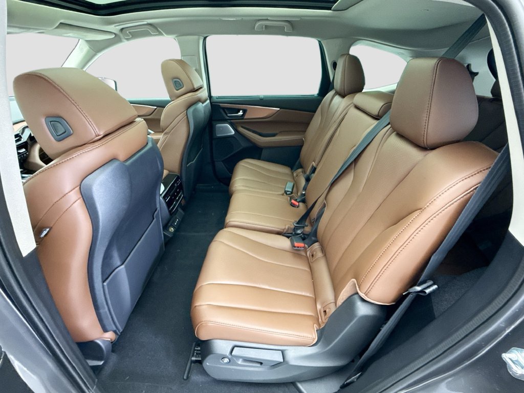 Used 2026 Acura MDX w/ Technology Package FWD image 22