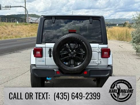 Used 2023 Jeep Wrangler Unlimited Sahara w/ Cold Weather Group AWD/4WD image 4