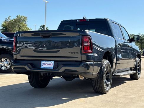 New 2026 RAM 1500 Express AWD/4WD image 8