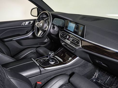 Used 2021 BMW X5 M50i w/ Executive Package AWD/4WD image 14