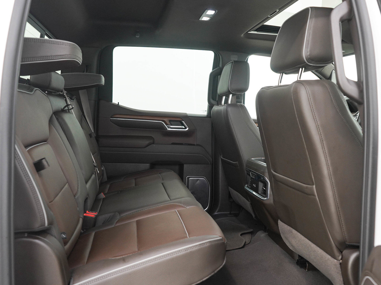 Used 2023 GMC Sierra 1500 Denali AWD/4WD image 13