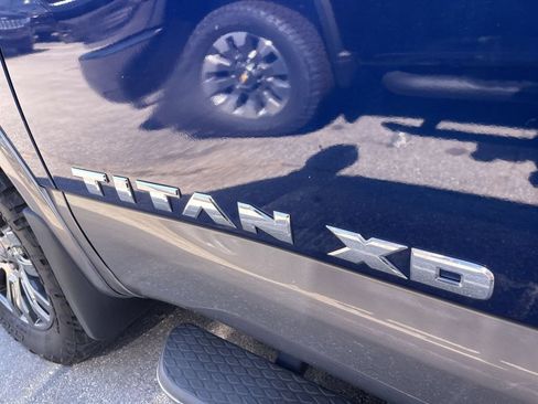 Used 2017 Nissan Titan Platinum Reserve AWD/4WD image 4