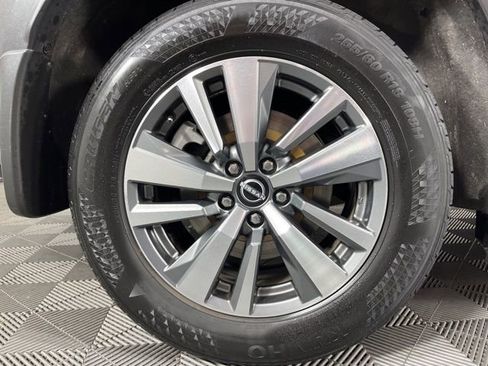 Used 2024 Nissan Pathfinder SL image 15