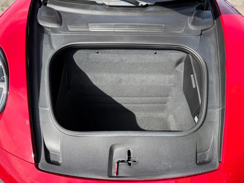 Used 2021 Porsche 911 Carrera image 32