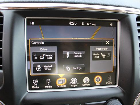 Used 2017 Jeep Grand Cherokee Limited image 22