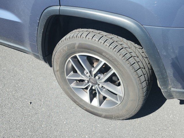 Used 2021 Jeep Grand Cherokee Limited AWD/4WD image 14