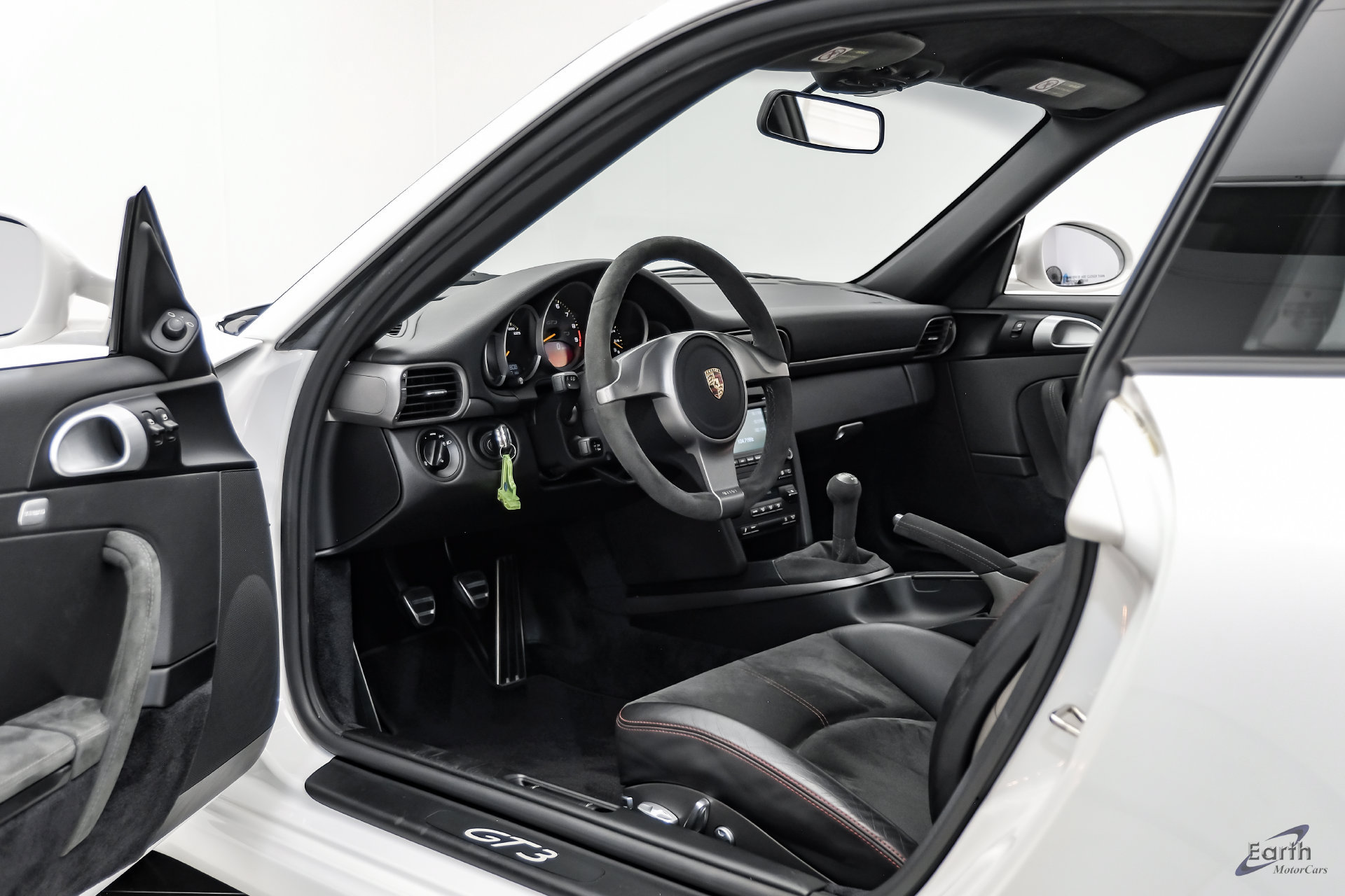Used 2010 Porsche 911 GT3 RWD image 40