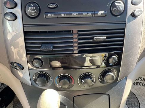 Used 2009 Toyota Sienna LE image 16