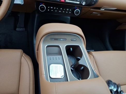 New 2026 Hyundai Palisade Calligraphy FWD image 17