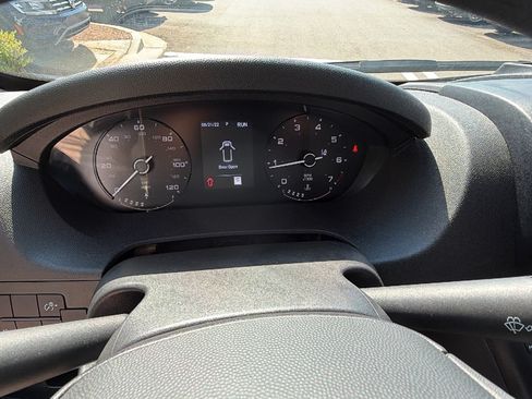 Used 2025 RAM ProMaster 2500 w/ Safety Group FWD image 25