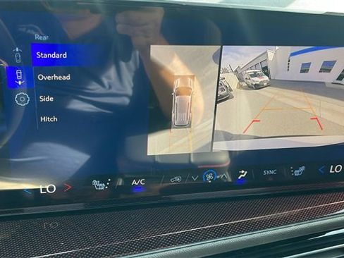 New 2026 Chevrolet Traverse Z71 w/ Enhanced Driving Package image 20