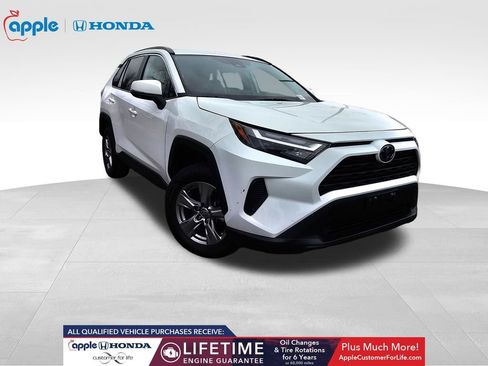 Used 2023 Toyota RAV4 XLE image 3