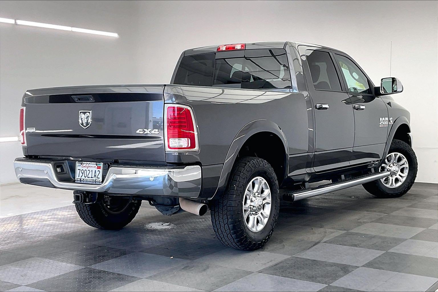 Used 2016 RAM 2500 Laramie AWD/4WD image 12
