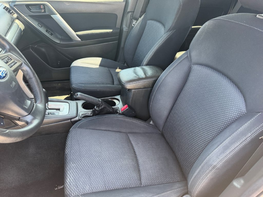 Used 2014 Subaru Forester 2.5i Premium w/ Popular Package #2 AWD/4WD image 10