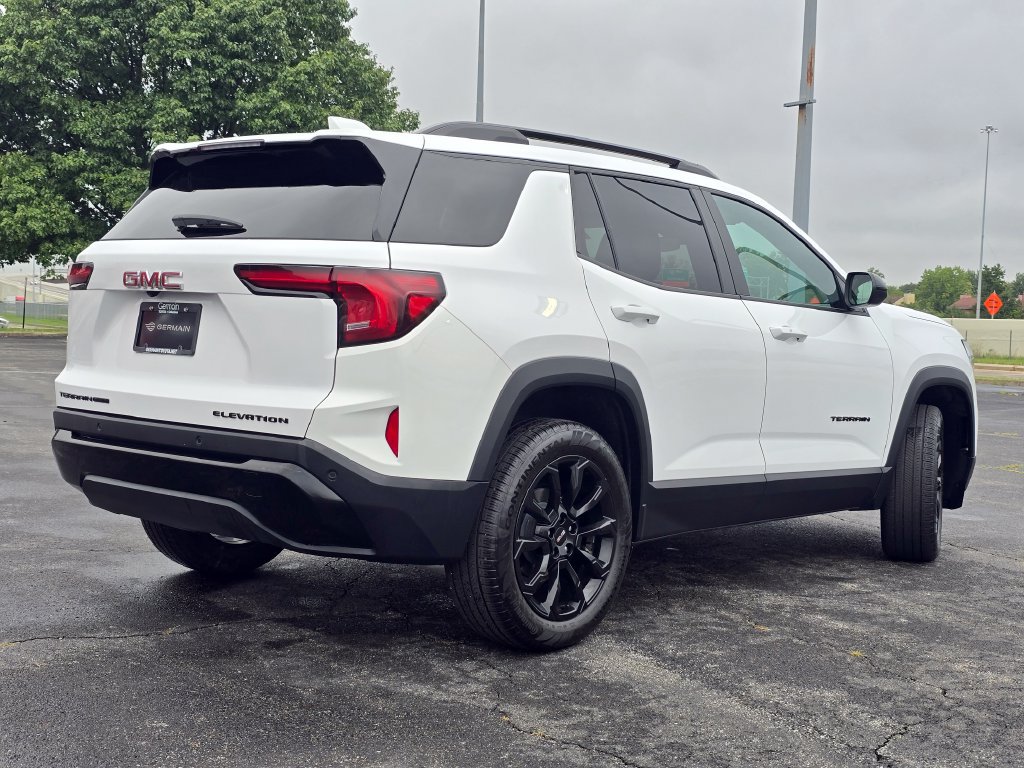 Used 2026 GMC Terrain Elevation w/ Elevation Premium Package AWD/4WD image 16
