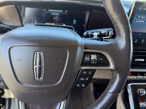 Used 2023 Lincoln Navigator Reserve image 26