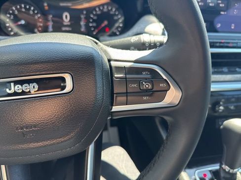 Certified 2023 Jeep Compass Latitude AWD/4WD image 16