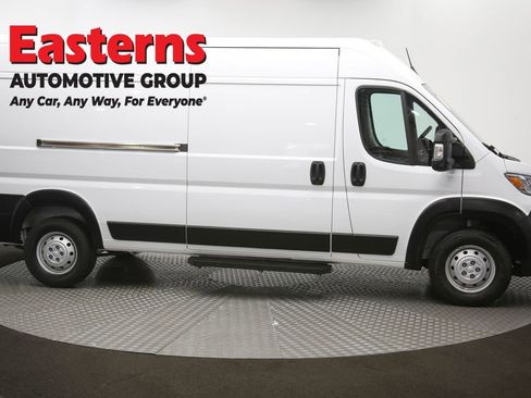 Used 2023 RAM ProMaster 3500 w/ Driver Convenience Group image 44