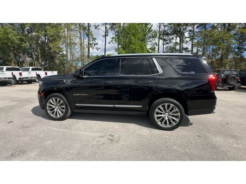 Certified 2021 GMC Yukon Denali w/ Denali Premium Package AWD/4WD image 6