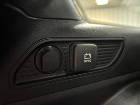 Used 2025 Jeep Grand Cherokee Limited AWD/4WD image 23