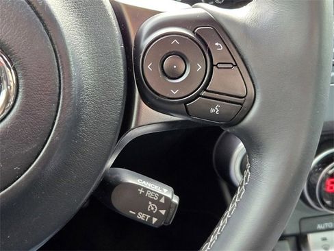 Used 2023 Toyota GR86 Premium image 25