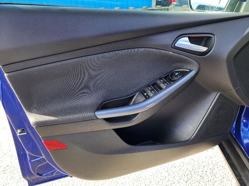 Used 2012 Ford Focus Titanium image 11