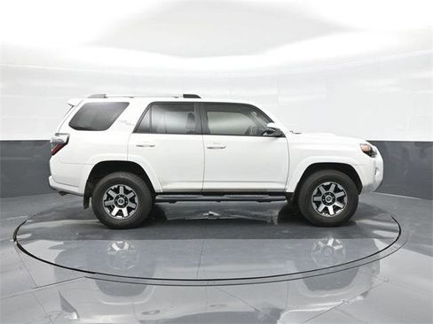 Certified 2018 Toyota 4Runner TRD Off-Road Premium image 26