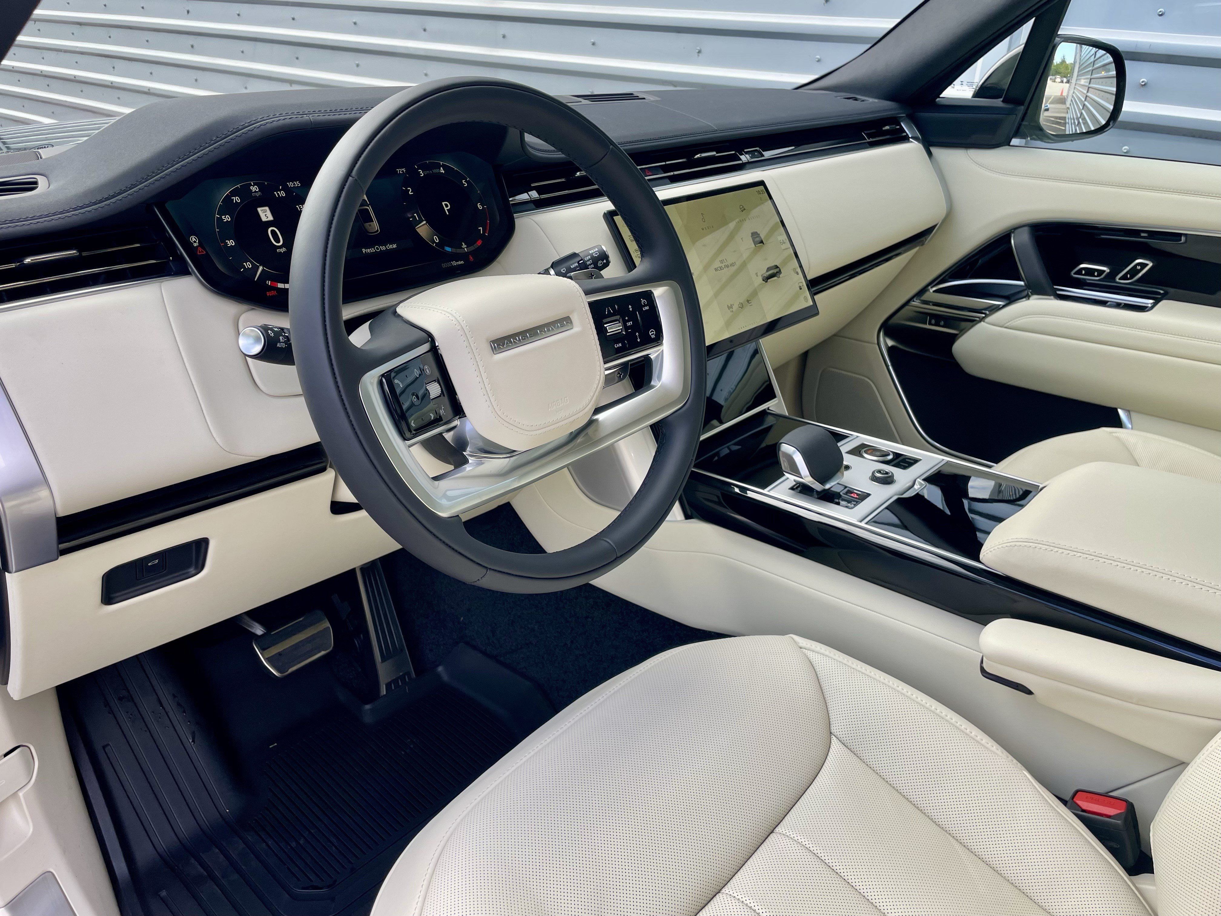 New 2027 Land Rover Range Rover Long Wheelbase SE AWD/4WD image 13