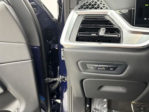 New 2026 BMW X5 xDrive50e AWD/4WD image 31