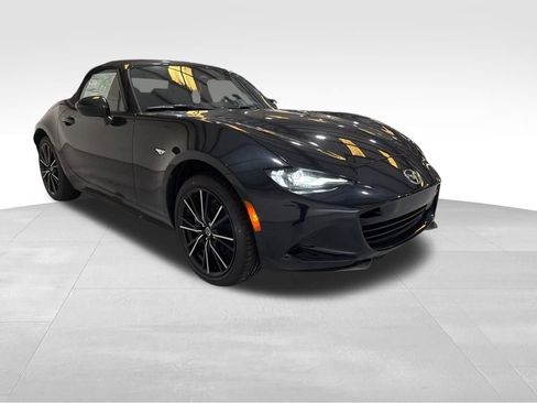 New 2025 MAZDA MX-5 Miata Grand Touring w/ Weather Package image 3